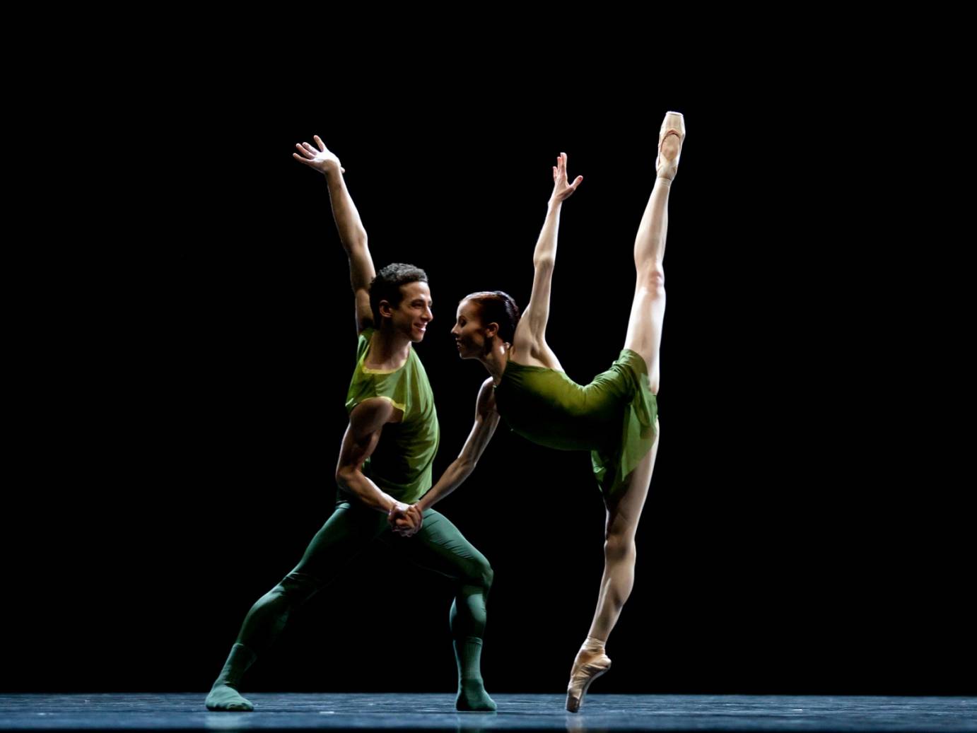 Semperoper Ballett Dresden's Chantelle Kerr in Neue Suite. Photo: Costin Radu.